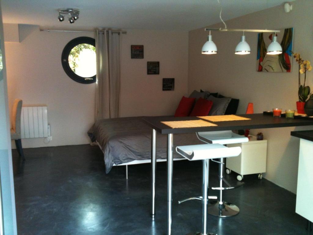 Beausejour-Porte De Versailles Expo Issy-les-Moulineaux Quarto foto